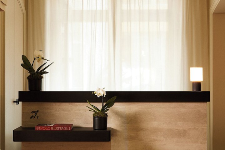 Hotel Interior 5 of 96
