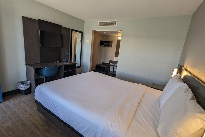 Room 29 of 99