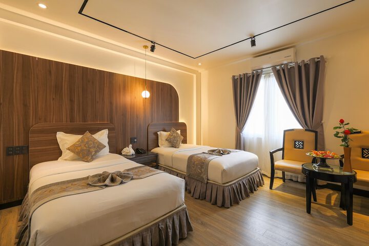 Room 19 of 201