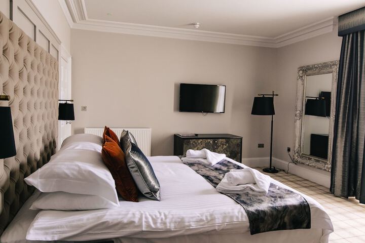Room 17 of 84