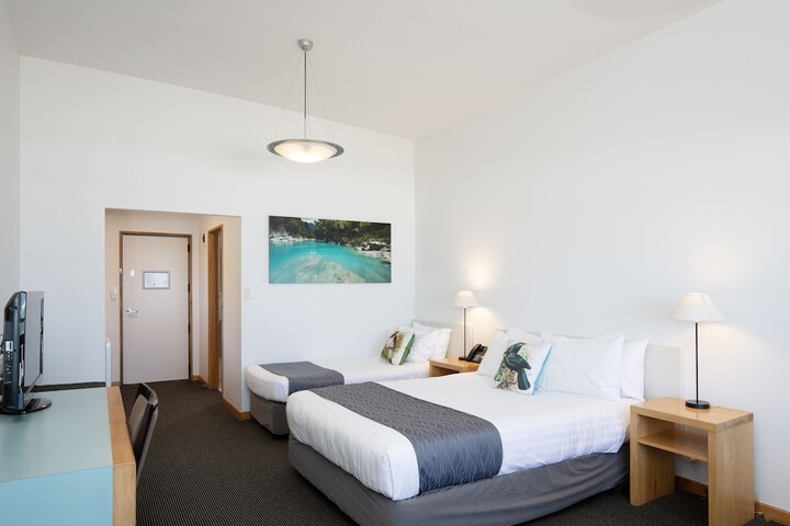 Room 10 of 63