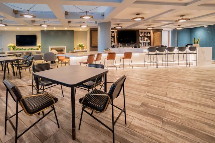 Breakfast area
