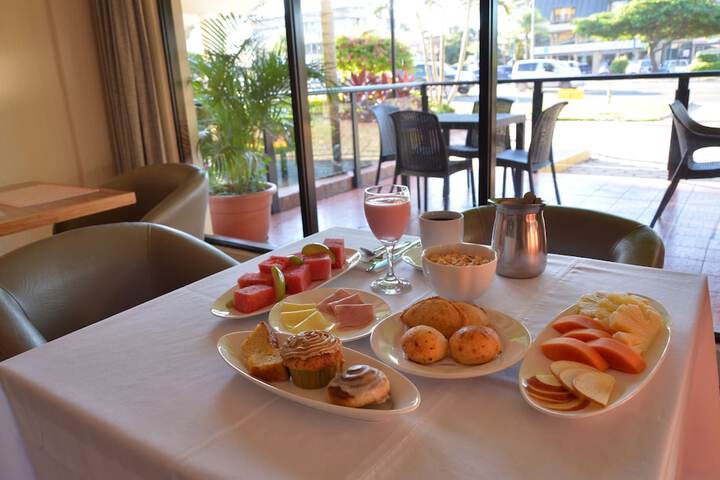 Breakfast/Coffee Service 43 of 61