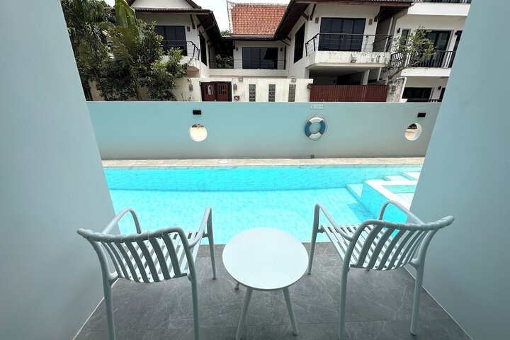 Terrace/Patio 27 of 75