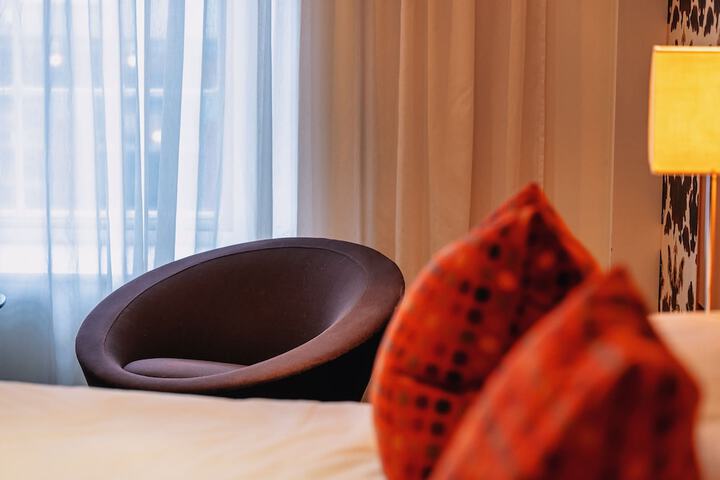 Room 62 of 178