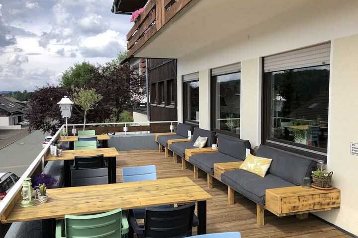 Sundeck 2 of 30