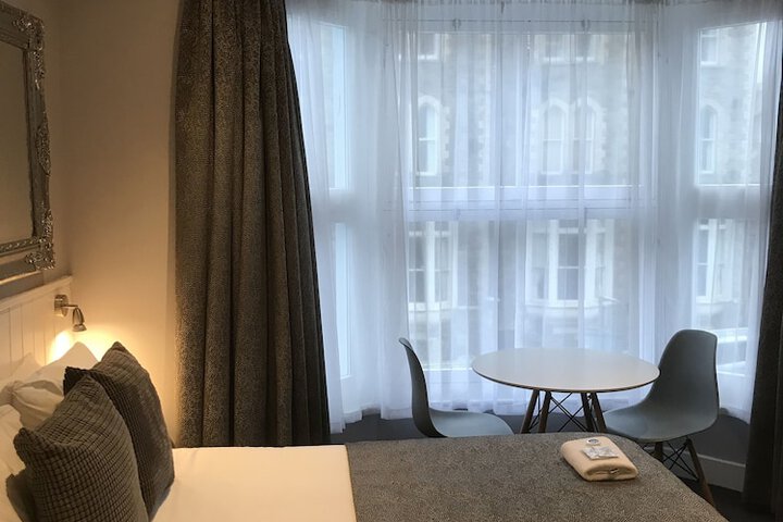 Room 31 of 76