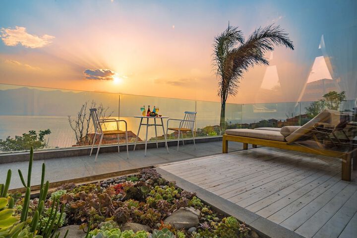 Terrace/Patio 101 of 103