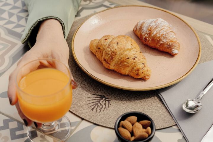 Breakfast/Coffee Service 129 of 157