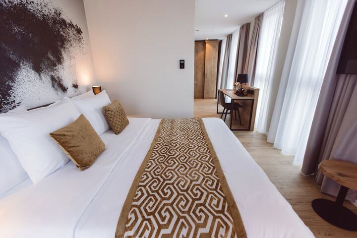 Room 44 of 113