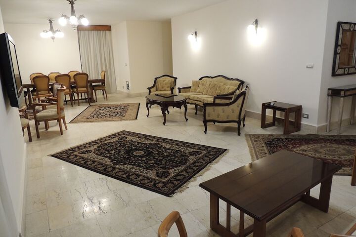 Room 12 of 34
