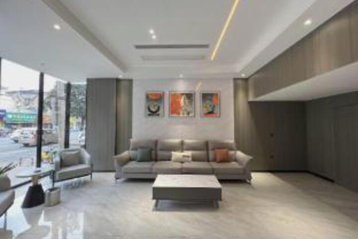 Home Inns - Suizhou Yanhe Avenue Shuiximen Huayi Select Hotel