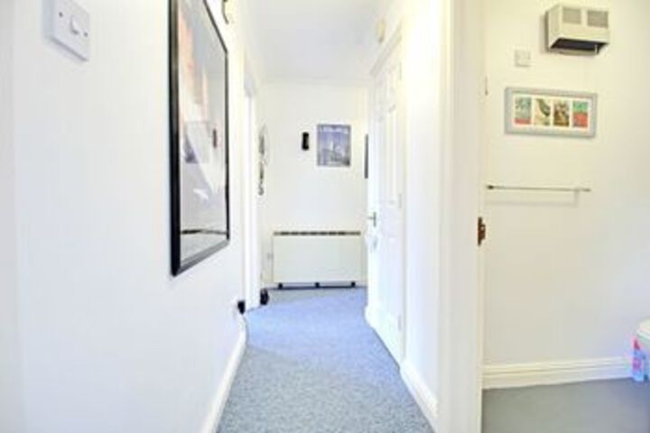 Room 9 of 23