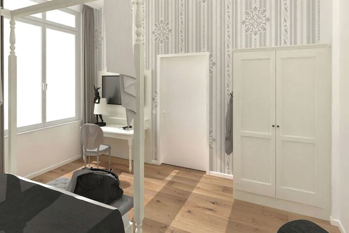 Room 17 of 38