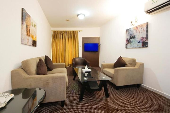 Room 31 of 39