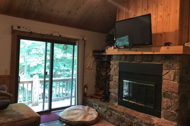 Room 2 of 34