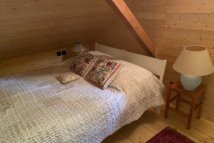 Room 6 of 39