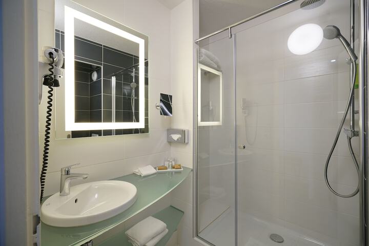 Bath Interior