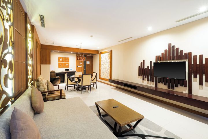 Room 29 of 65