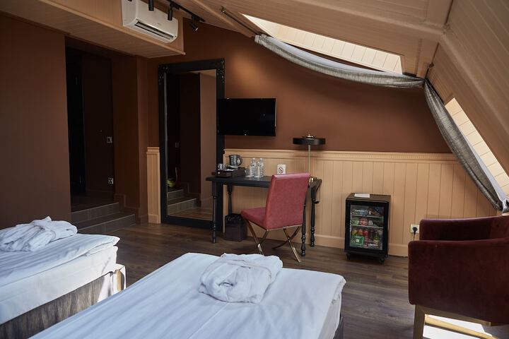 Room 20 of 73