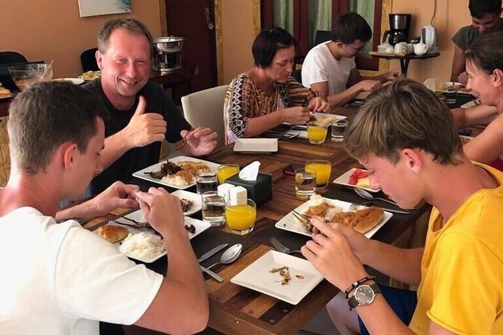 Dining 62 of 211