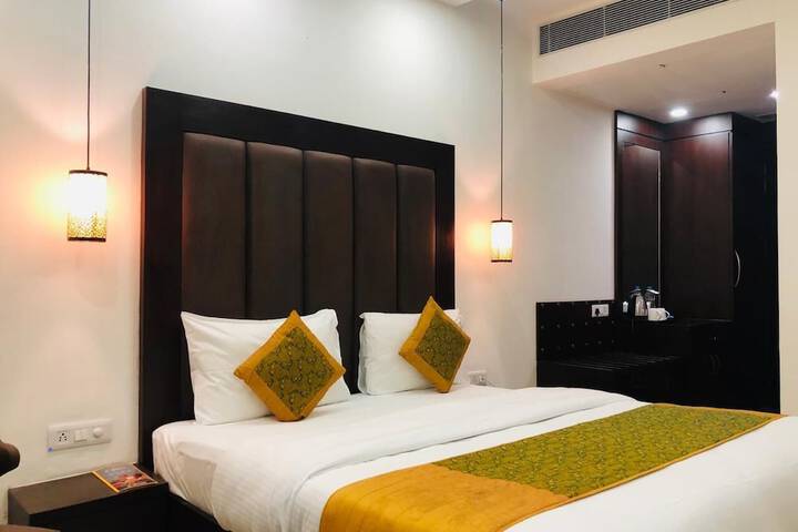 Room 7 of 22