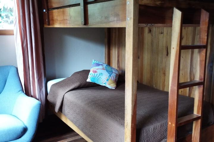 Room 195 of 334