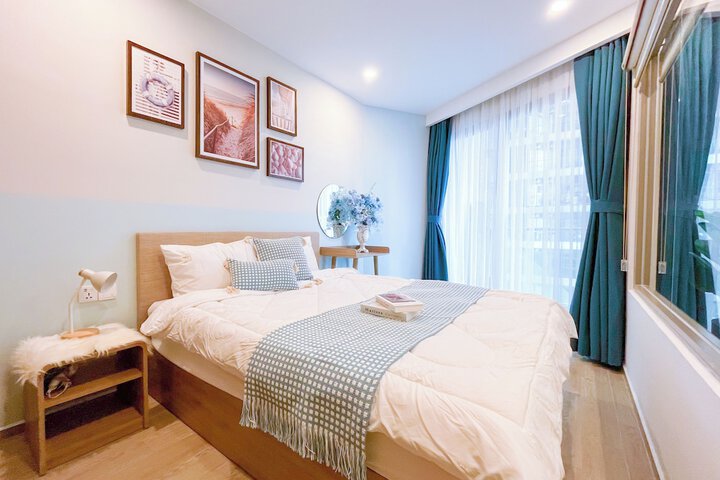 Room 20 of 299