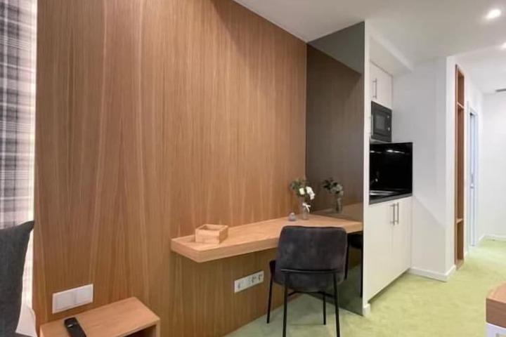 Room 15 of 44