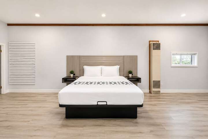Room 16 of 29