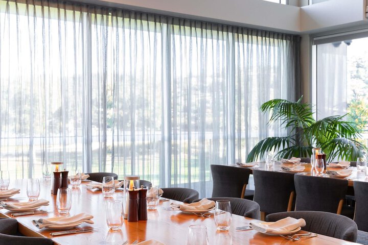 Dining 89 of 149
