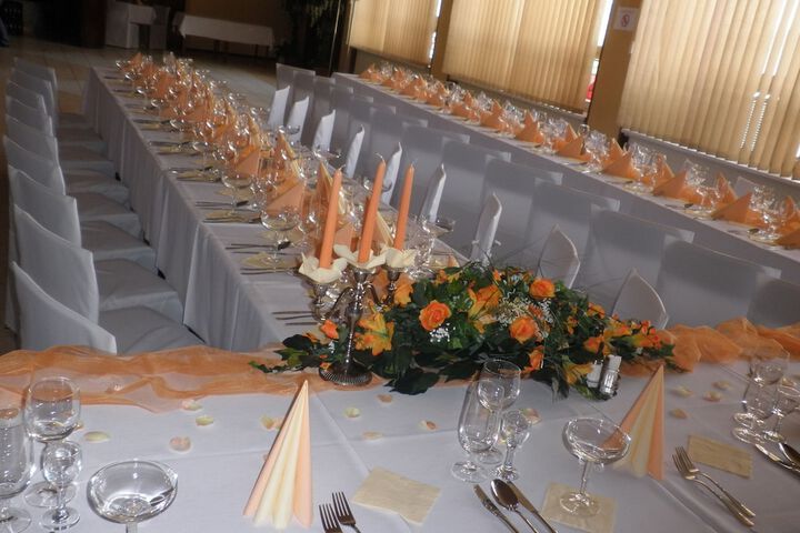 Ballroom/Hall 59 of 76