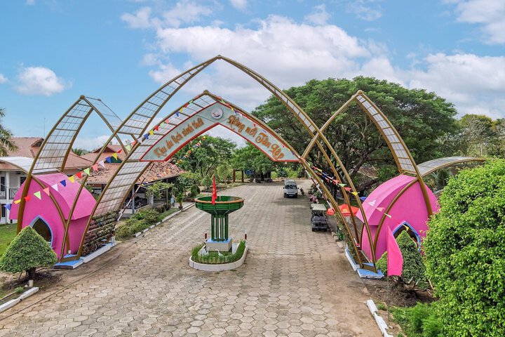 Lang Noi Tan Lap Hotel