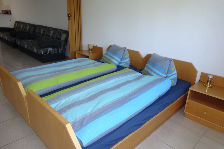Room 3 of 18