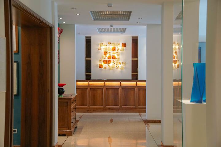 Guest Lobby