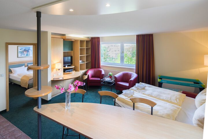 Room 7 of 41