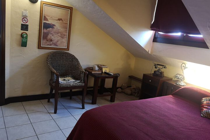 Room 16 of 71