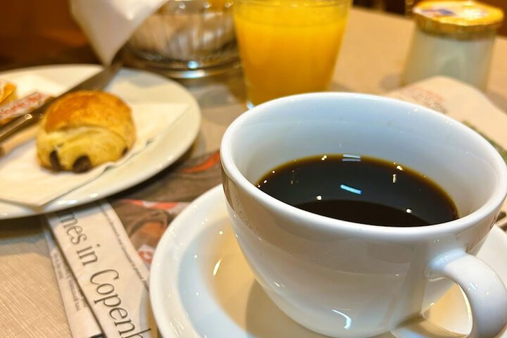 Breakfast/Coffee Service 39 of 47