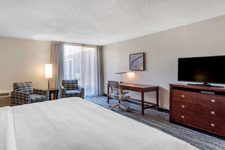 Room 18 of 54