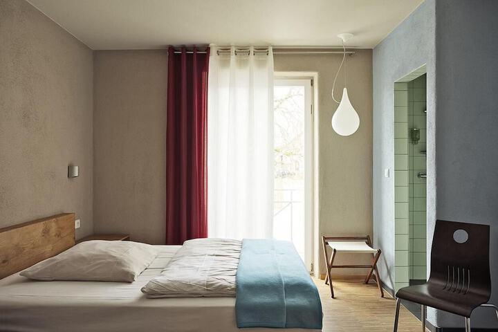 Room 9 of 58