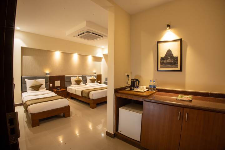 Room 18 of 36