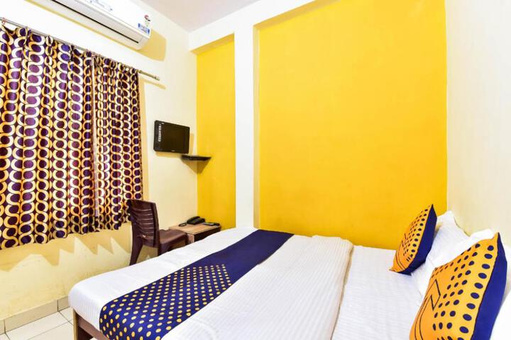 SPOT ON Hotel Radhe