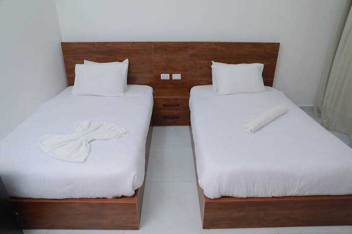 Room 9 of 48