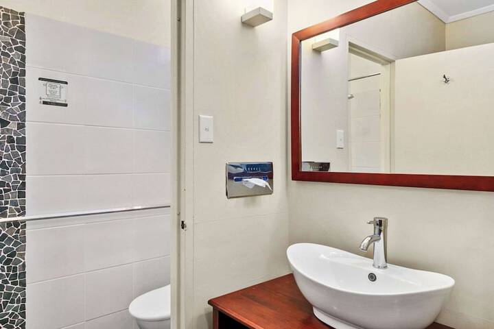 Room 44 of 65