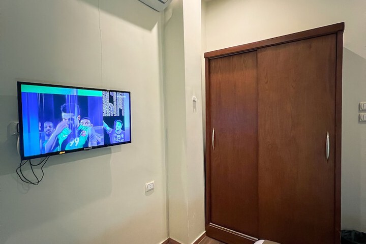 Room 58 of 284