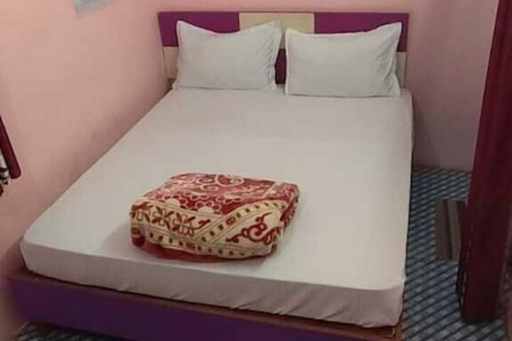 Room 7 of 35