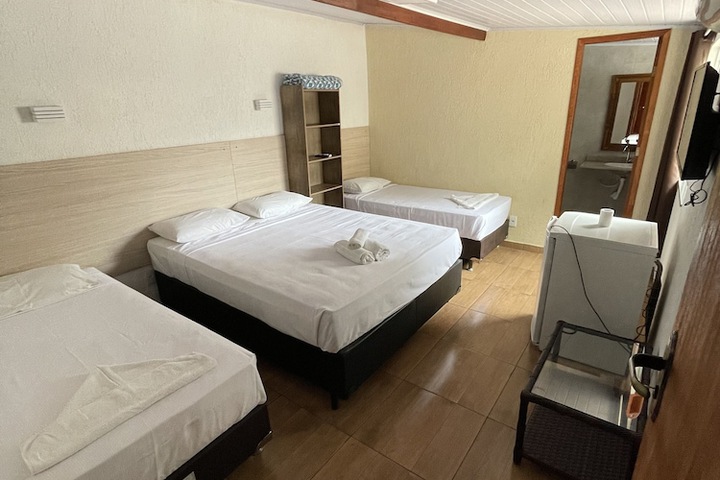Room 6 of 22