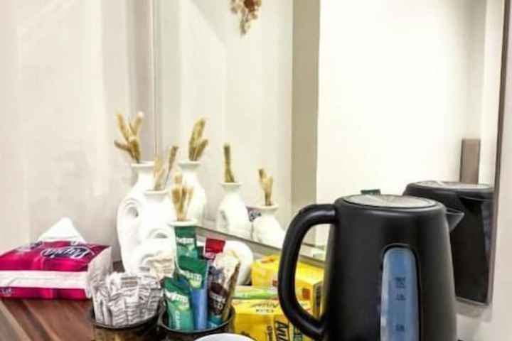 Breakfast/Coffee Service 21 of 27