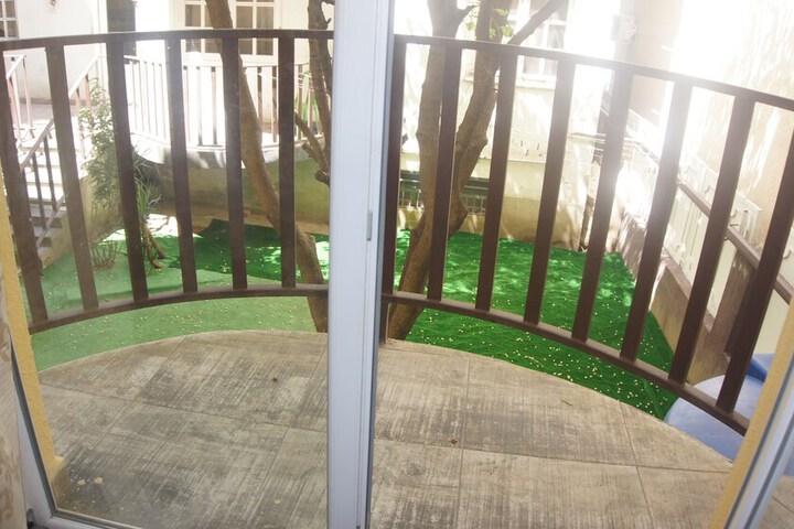 Room 4 of 50