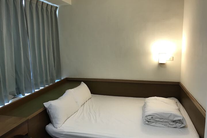 Room 9 of 51